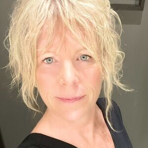 Meet your Posher, Pam